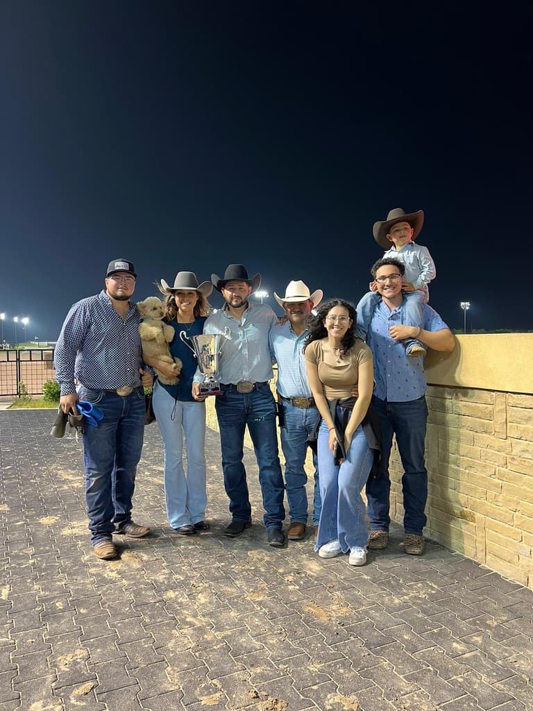 Salazar family team arena photo